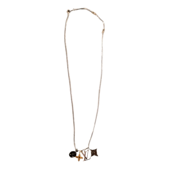 LOUIS VUITTON | Men's LV Instinct Pendent Necklace - Picture 2 of 4